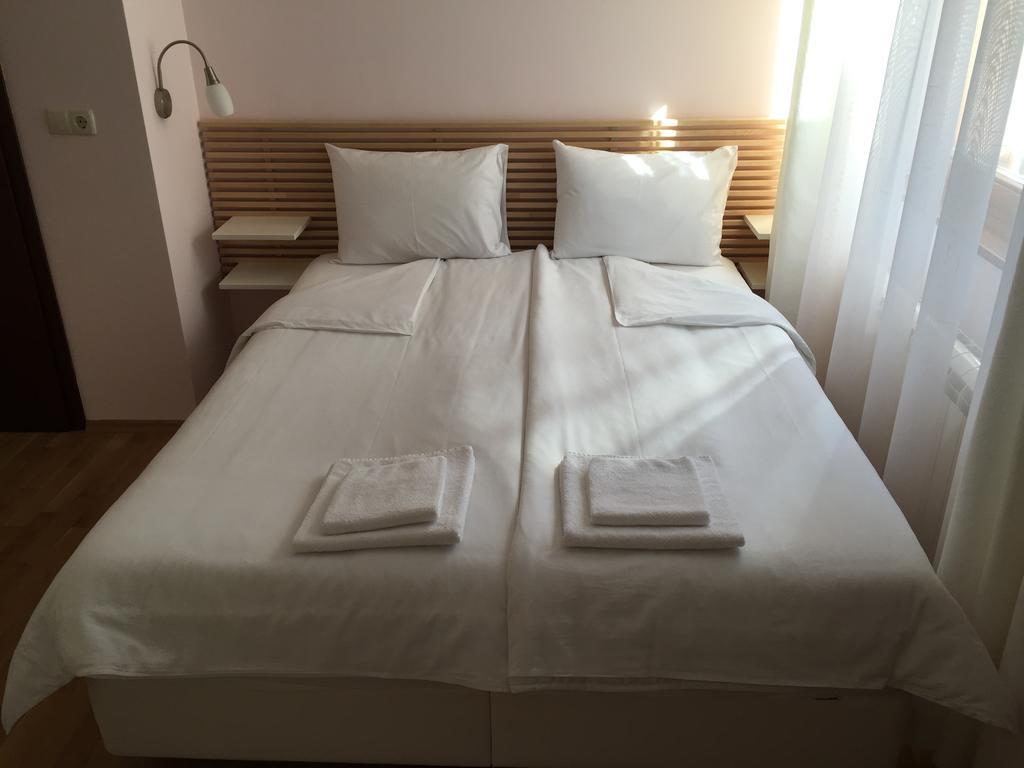 Mala Planina Guest House Iskrets Экстерьер фото